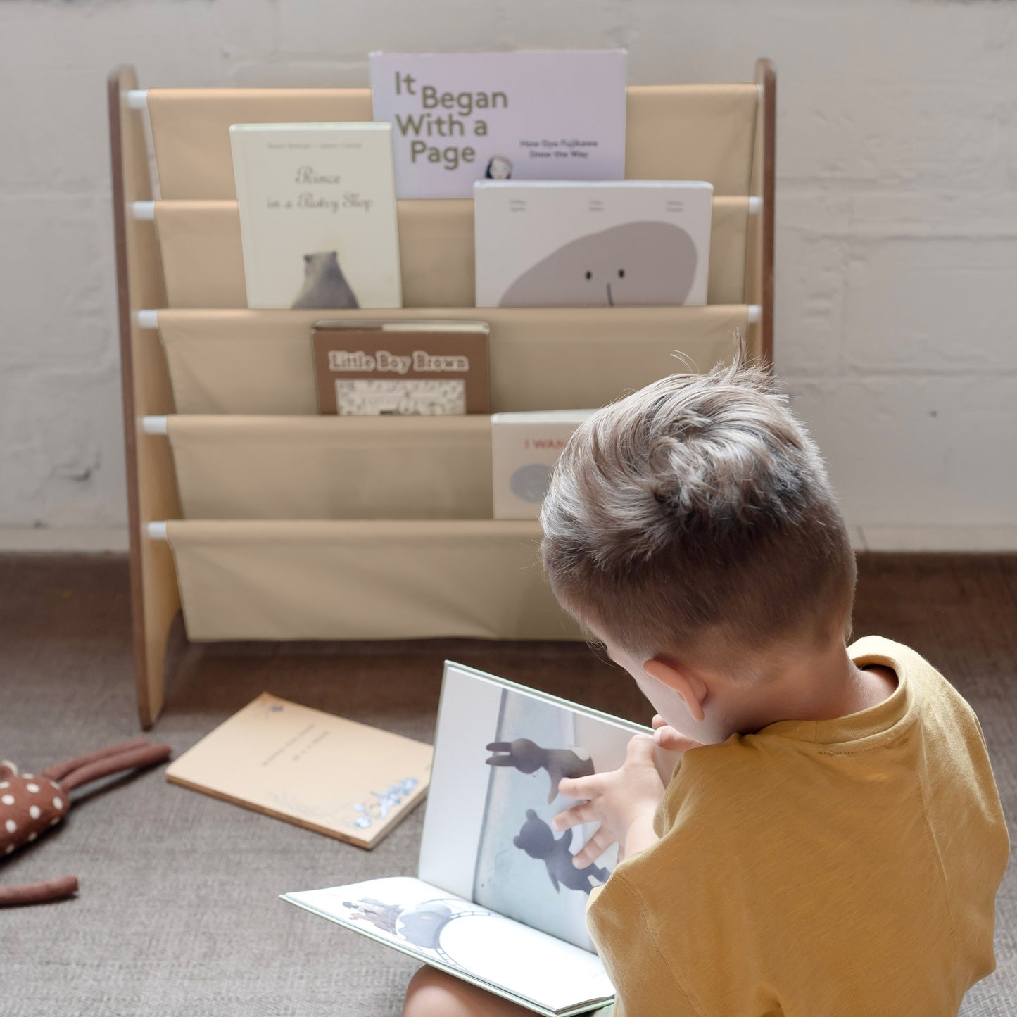 beige recycled fabric book rack